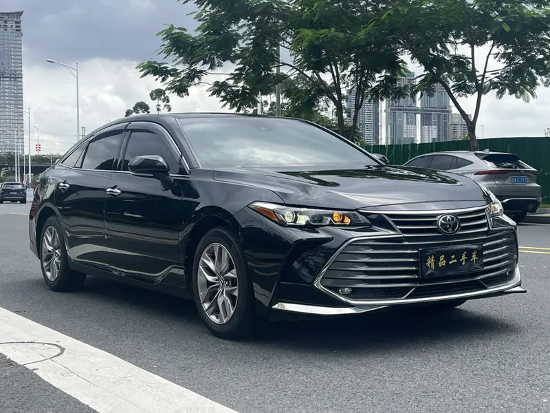 Toyota Avalon 2.5 L Luxury — фото 3