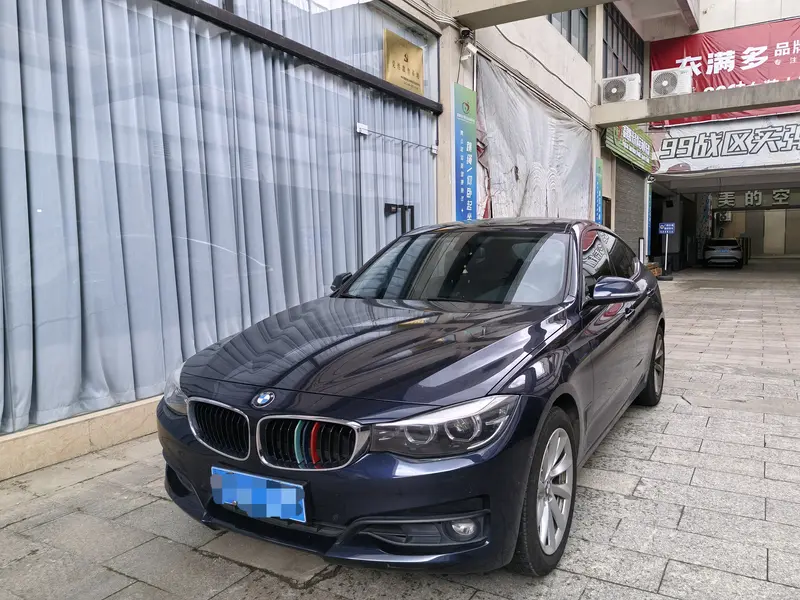 BMW 3 GT 320i
