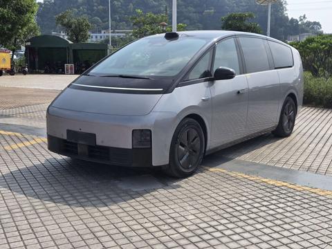 Li Auto MEGA