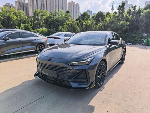 Changan UNI-V 2022 1.5T Sport