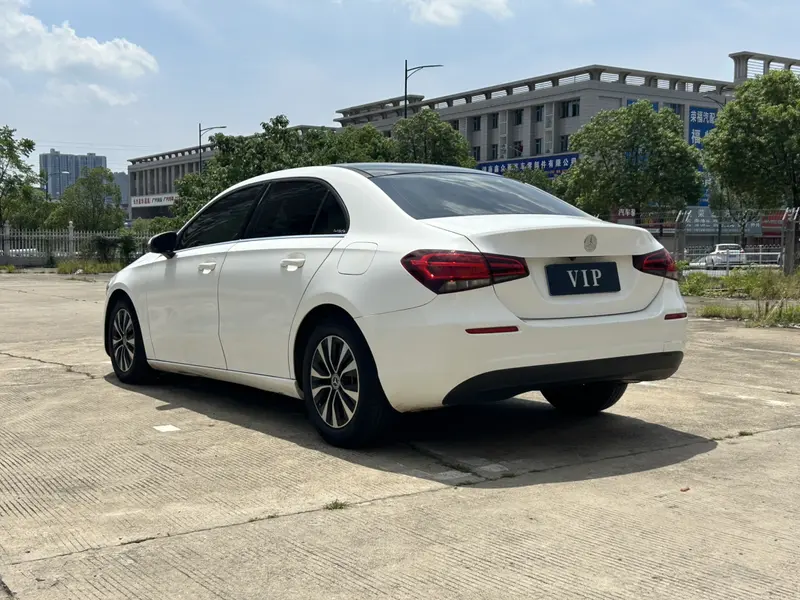 Mercedes-Benz A-Class A 180 L — фото 4