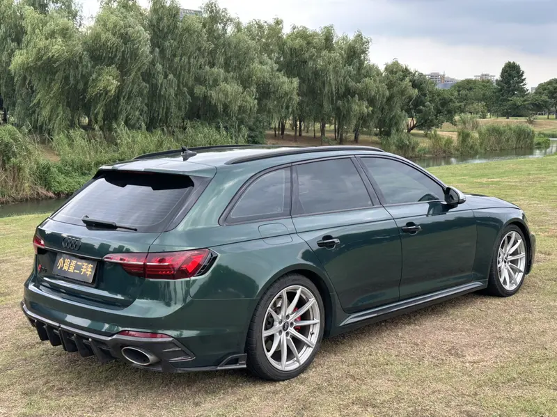 Audi RS 4 RS4 2.9T Avant — фото 7