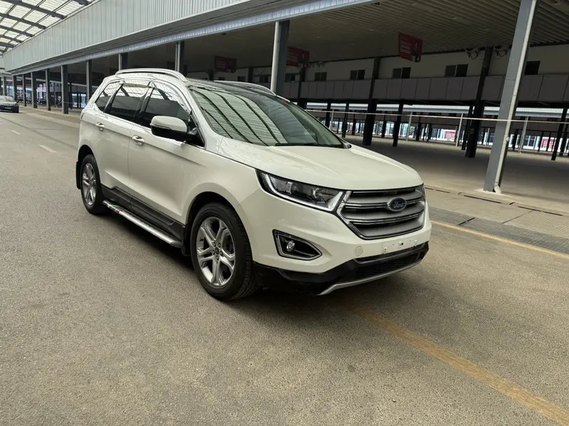 Ford Edge — фото 3