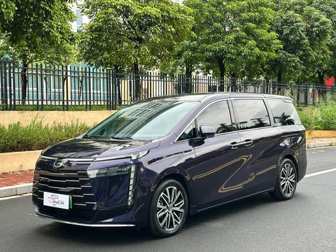 GAC Trumpchi E8 PHEV