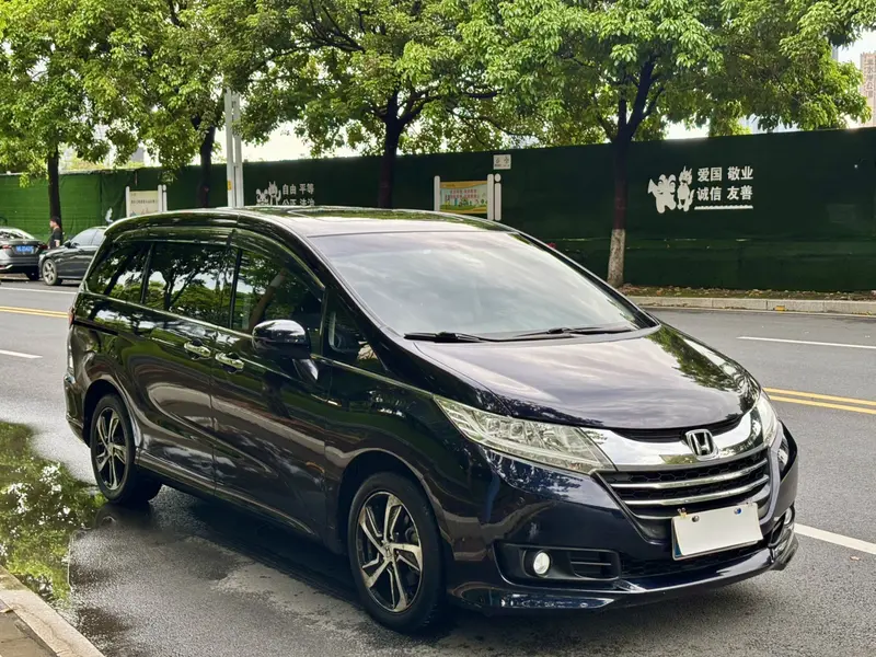 Honda Odyssey — фото 3