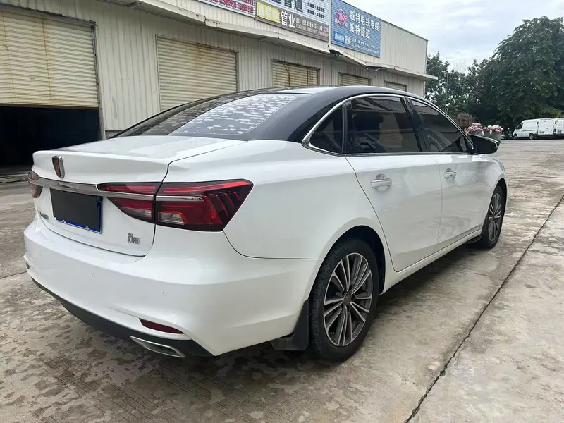 Roewe i6 Classic — фото 6