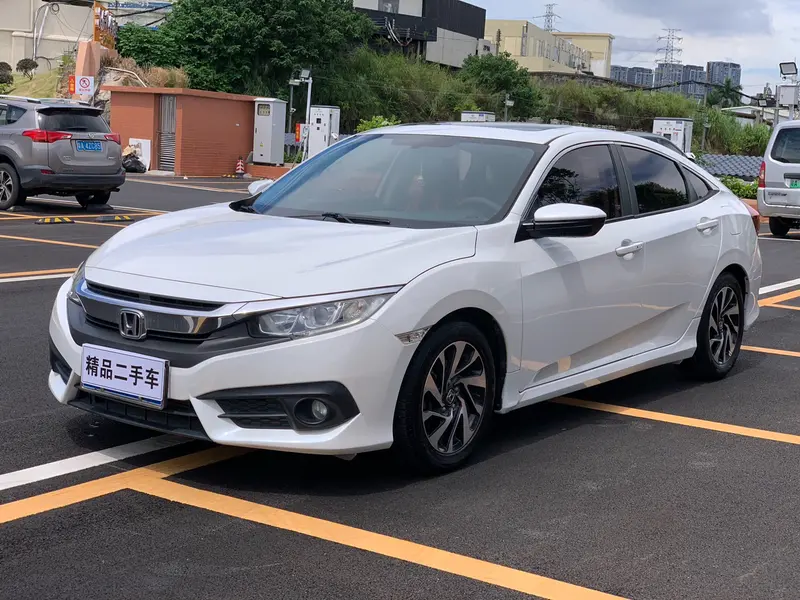 Honda Civic 220 TURBO CVT Luxury