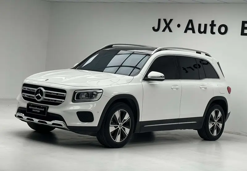 Mercedes-Benz GLB 180
