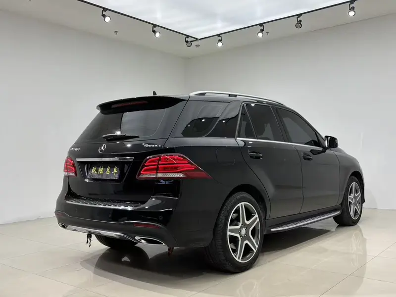 Mercedes-Benz GLE — фото 6
