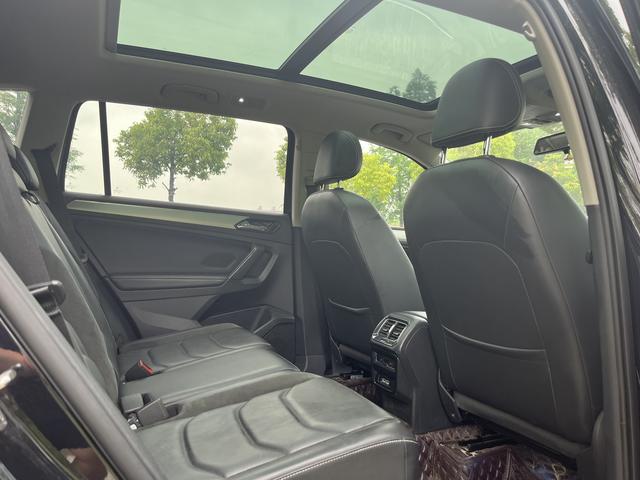 Volkswagen Tiguan L id 4387213 из Китая 17