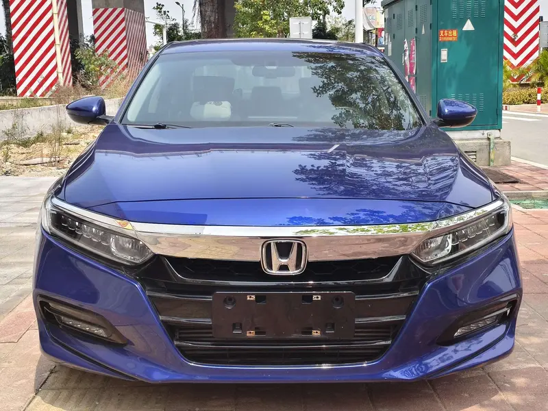 Honda Accord — фото 2