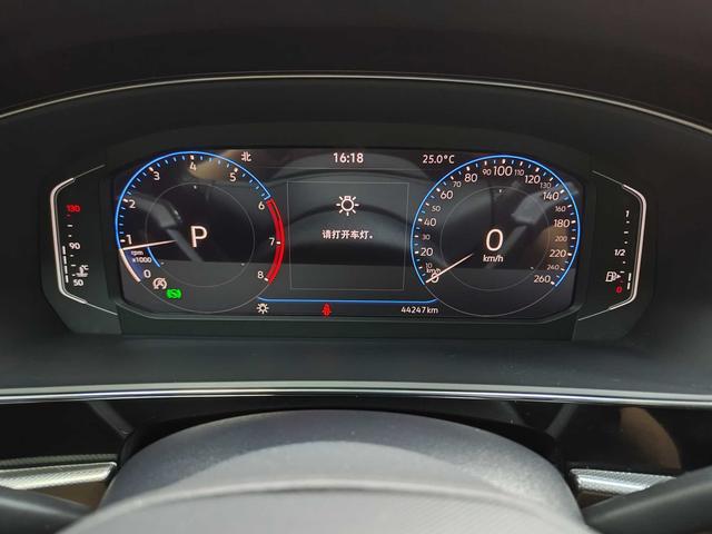 Volkswagen Passat id 4392348 из Китая 40