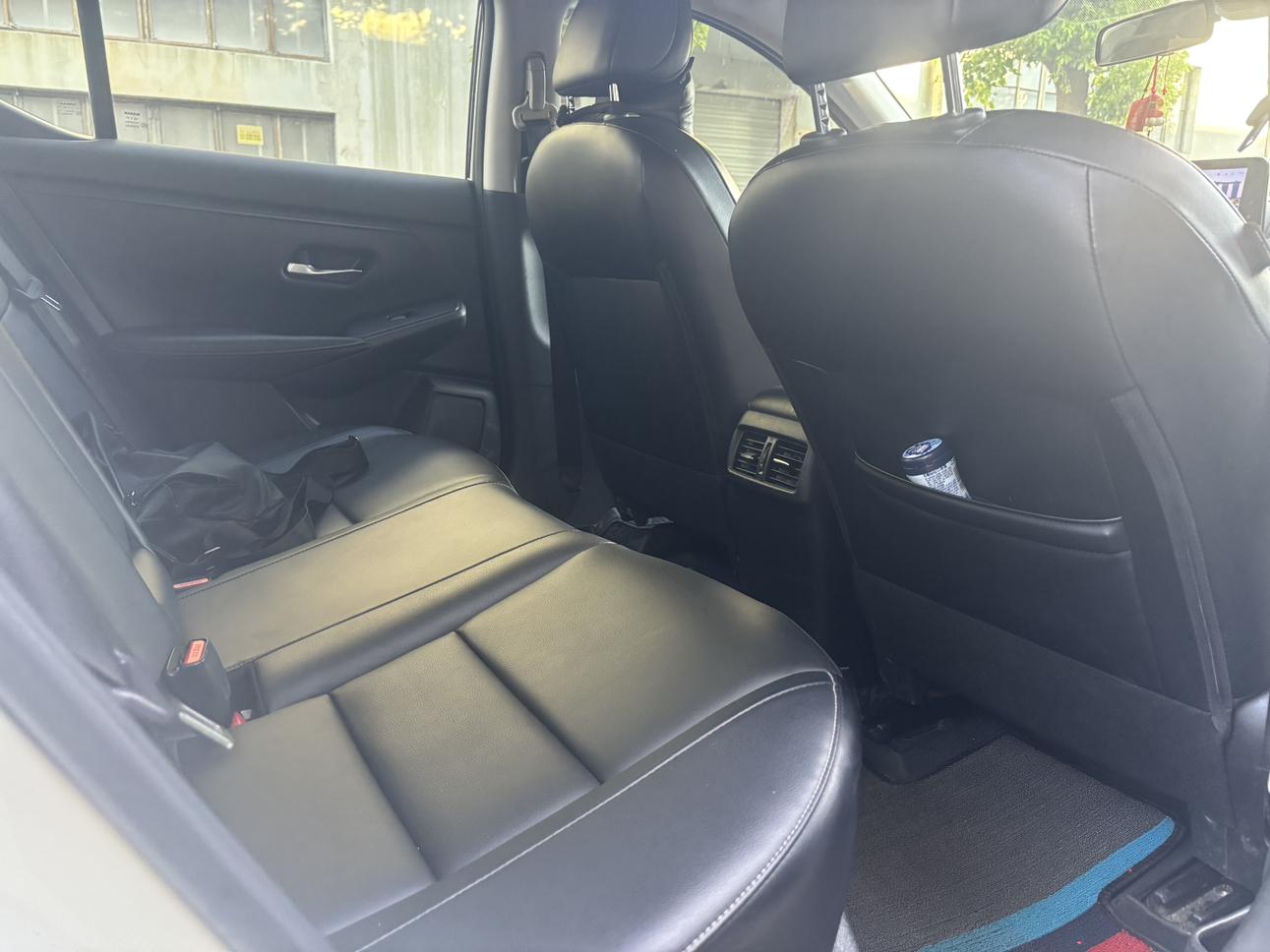 Nissan Sylphy: фотография 8 из 12
