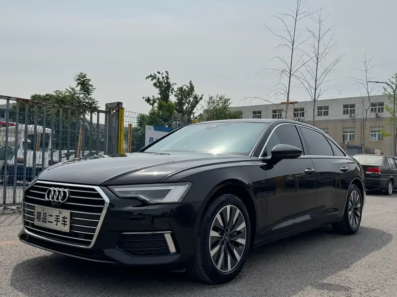 Audi A 6 L 45 TFSI — фото 1