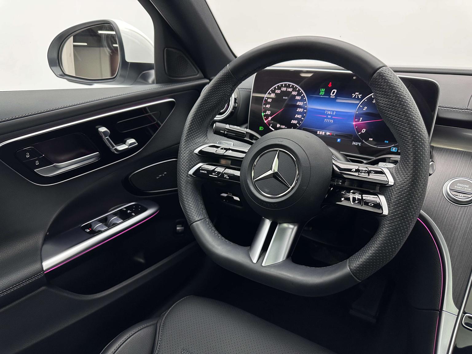 Mercedes-Benz C-Class: фотография 9 из 30