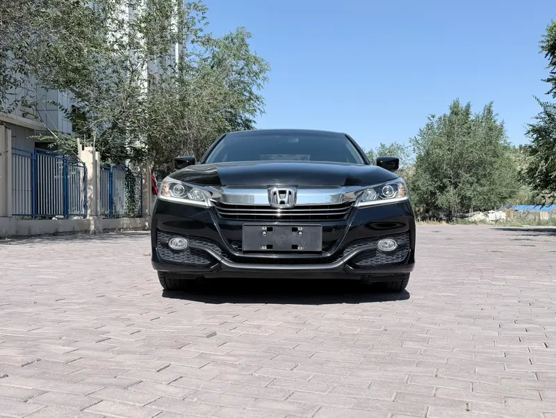 Honda Accord — фото 2