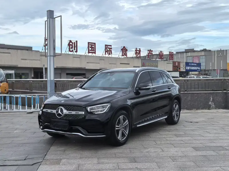 Mercedes-Benz GLC — фото 1