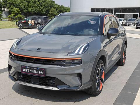 Lynk & Co 06