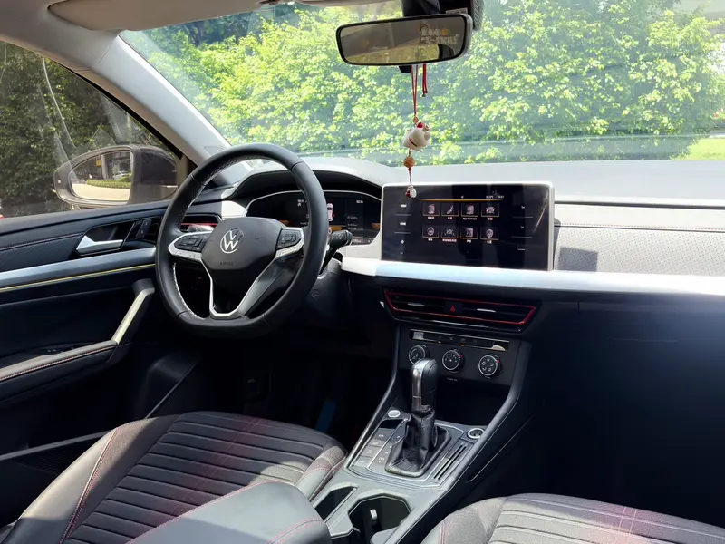 Volkswagen Lavida 200 TSI DSG — фото 7
