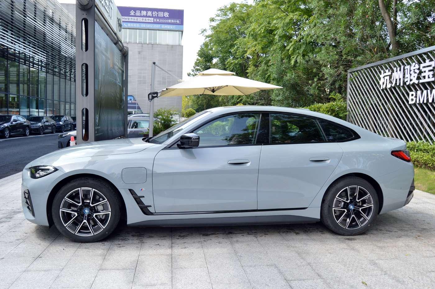 BMW i4: фотография 3 из 14