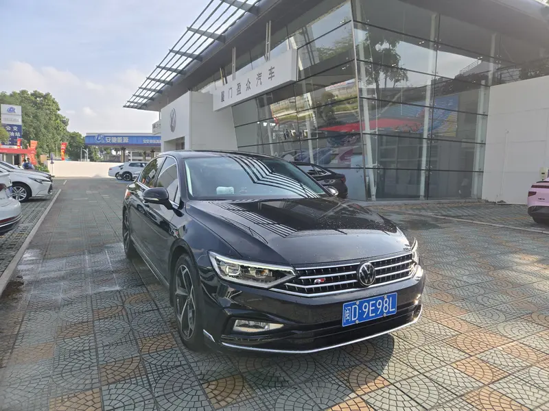 Volkswagen Magotan 200 330 TSI DSG Luxury — фото 3