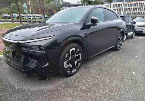 XPeng G7
