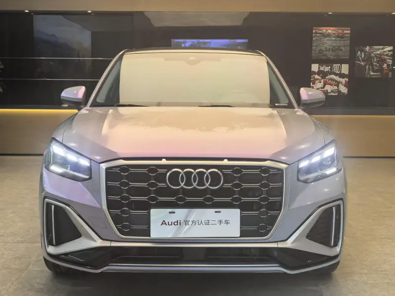 Audi Q2L 35 TFSI стиль-динамик — фото 2