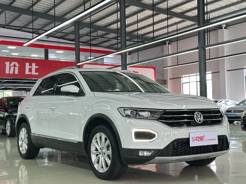 Volkswagen T-Roc — фото 3