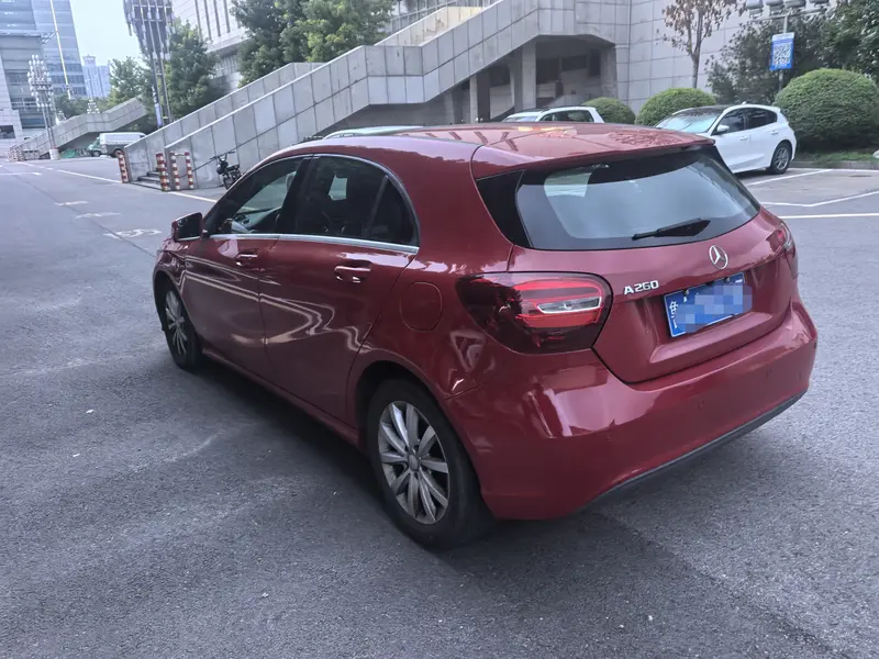 Mercedes-Benz A-Class A 180 — фото 4