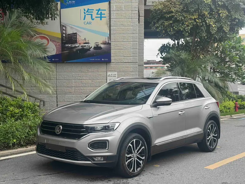 Volkswagen Tacqua 280 TSI DSG 2 WD Comfort