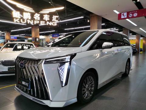 GAC Trumpchi M8