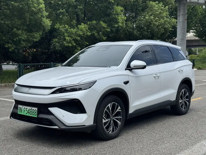 BYD Song Pro DM DM-i 75 KM