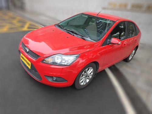 Ford Focus 2013 1.8L AT