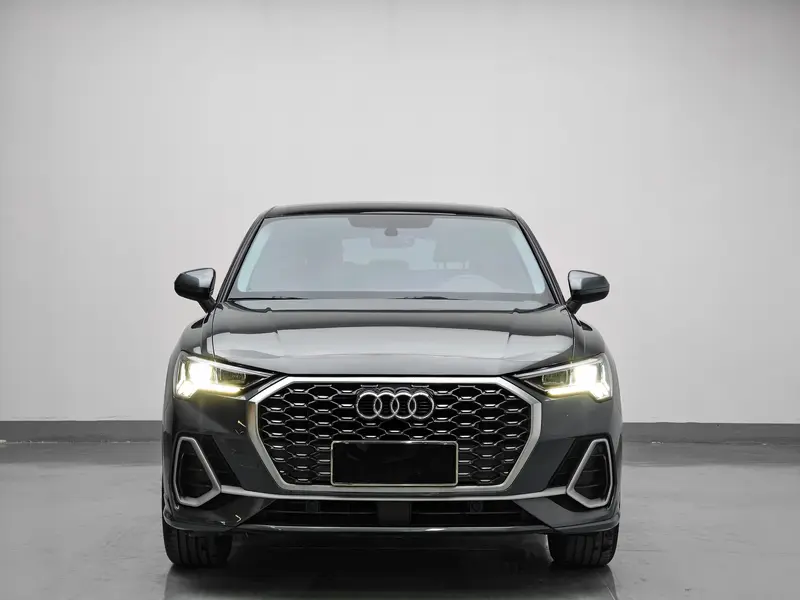 Audi Q3 Sportback — фото 2