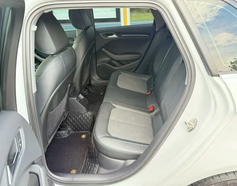 Audi A3 30 Sportback 35 TFSI стиль — фото 8