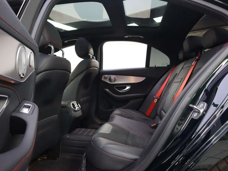 Mercedes-Benz C-Class AMG — фото 15