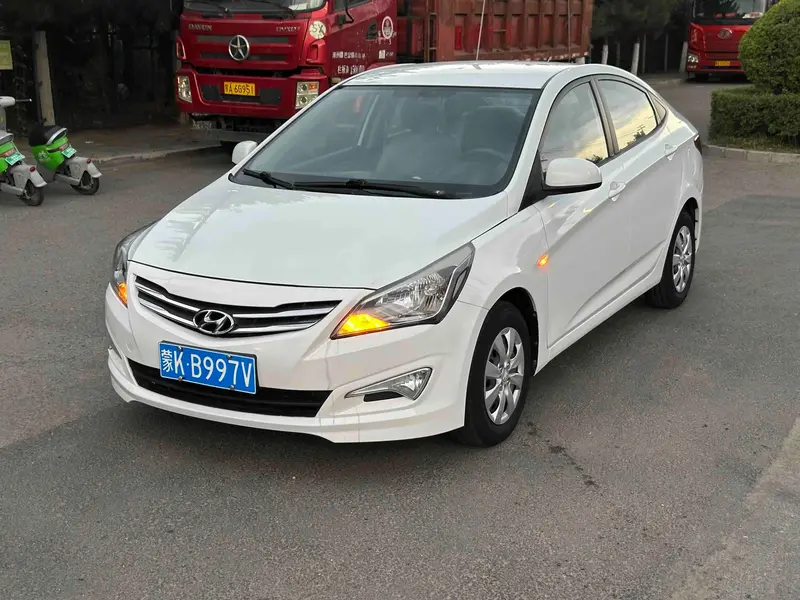 Hyundai Reina