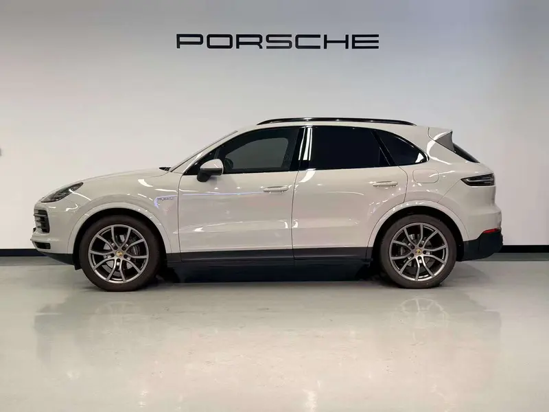 Porsche Cayenne E-Hybrid 2.0 T Platinum — фото 4