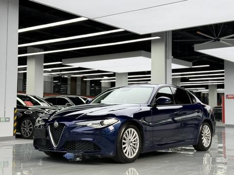 Alfa Romeo Giulia
