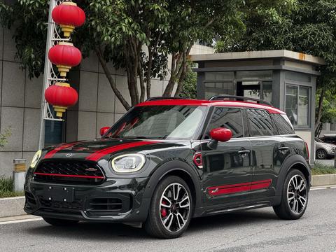 MINI JCW COUNTRYMAN