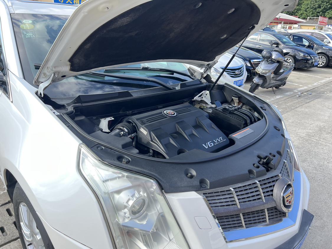 Cadillac SRX — фотографии объявления, Фото 28
