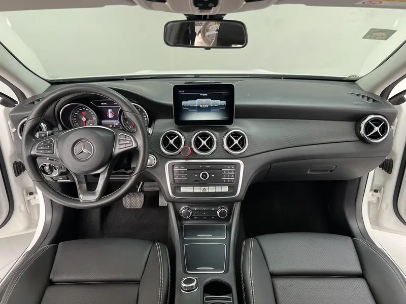 Mercedes-Benz GLA — фото 6