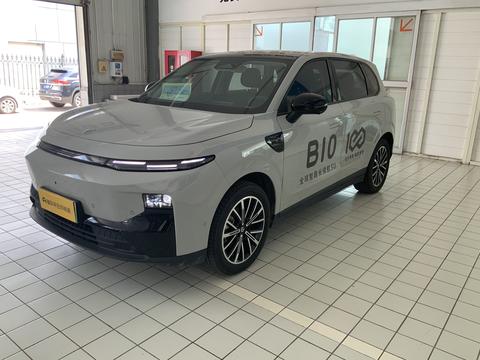 Leapmotor B10