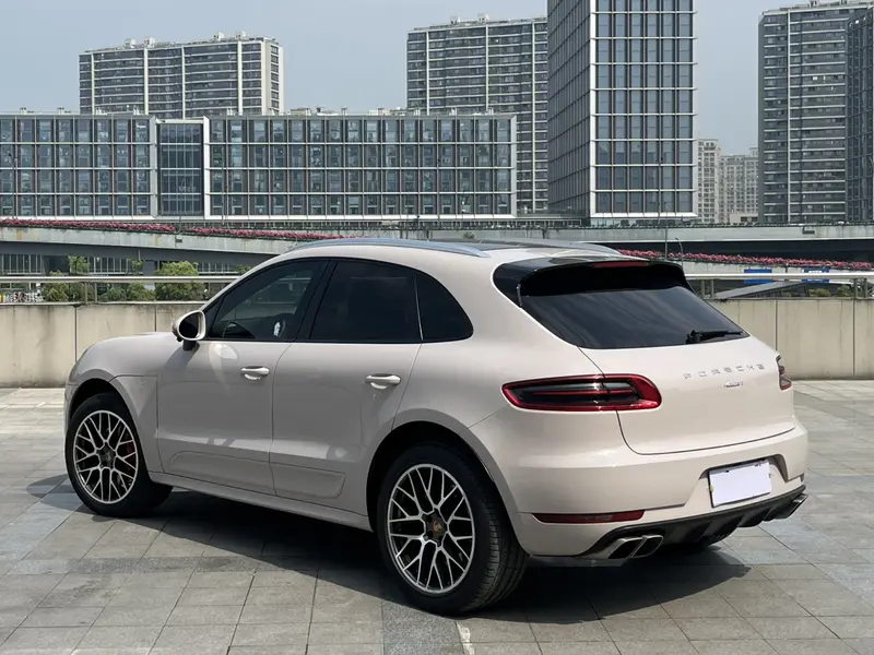 Porsche Macan Turbo 3.6 T — фото 4