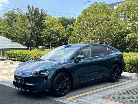 Luxeed R7
