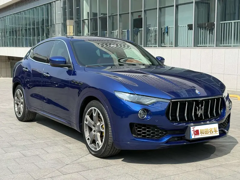 Maserati Levante 3.0 T — фото 3