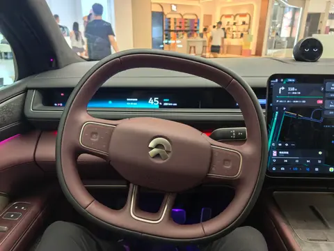 蔚来ES8 2026款 实车体验_蔚来_六座SUV空间表现