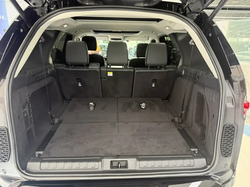 Land Rover Discovery 360 PS R-Dynamic S — фото 15