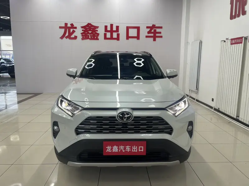 Toyota RAV4 — фото 2