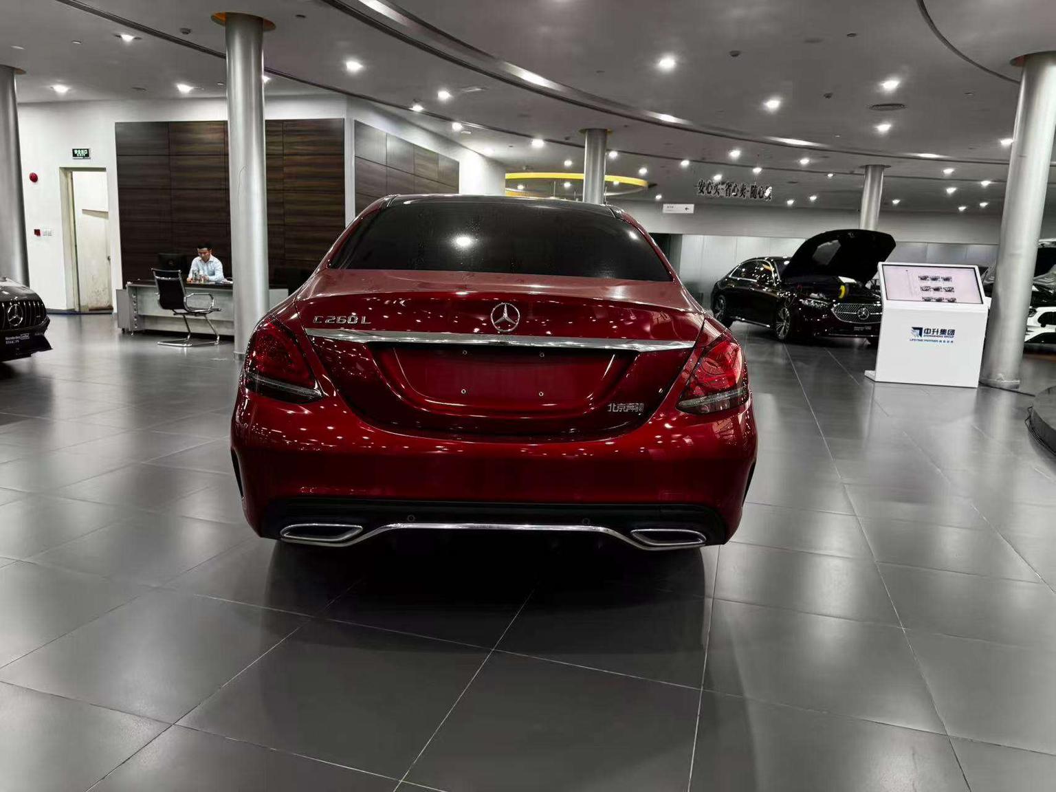 Mercedes-Benz C-Class: фотография 4 из 22